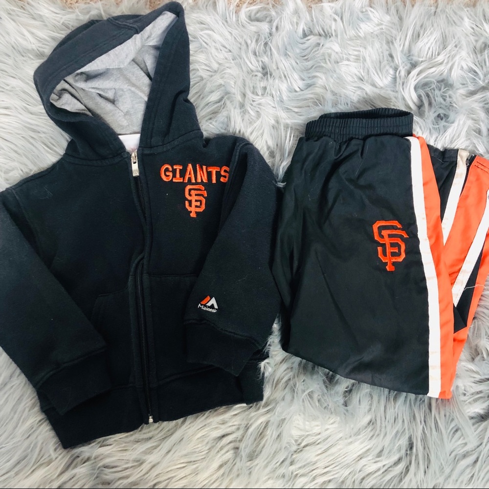 SF Giants MLB 4T Zip up hoodie & pant combo!